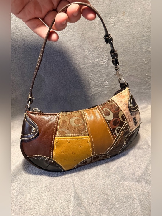 Guess Handbags - Y2K Guess Patchwork Signature Faux Leather Wristlet